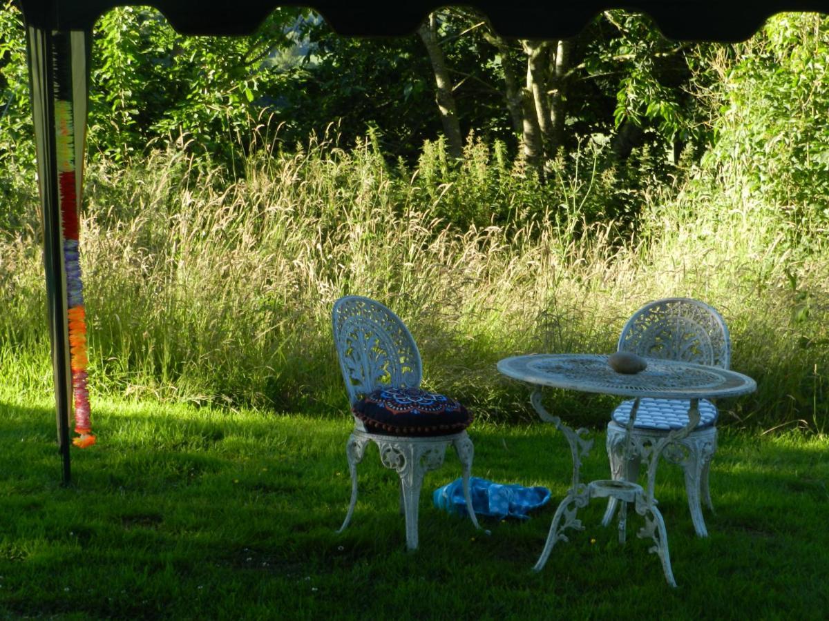 Comfy 4M -Bed Bell Tent With Great Views Hereford Exterior photo